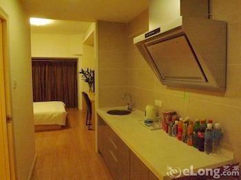 High-Tech Apartment Hotel Xian Bagian luar foto